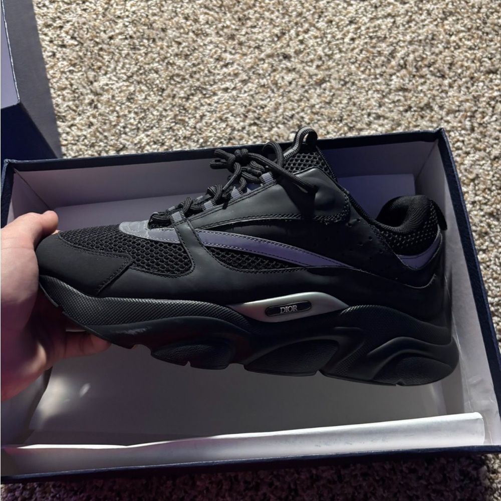 Dior B22s